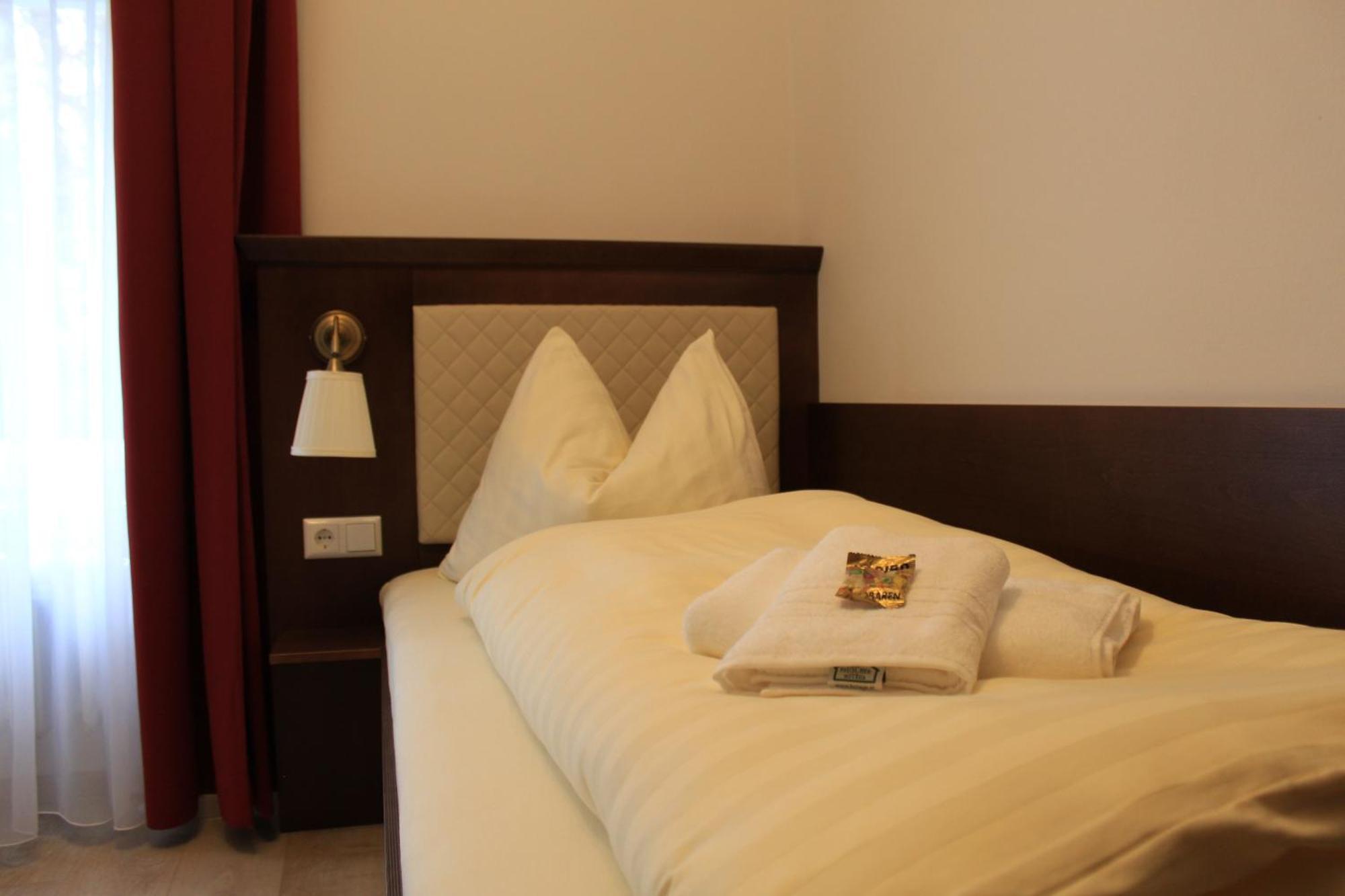 Landhotel Freitag Sankt Paul im Lavanttal Kamer foto